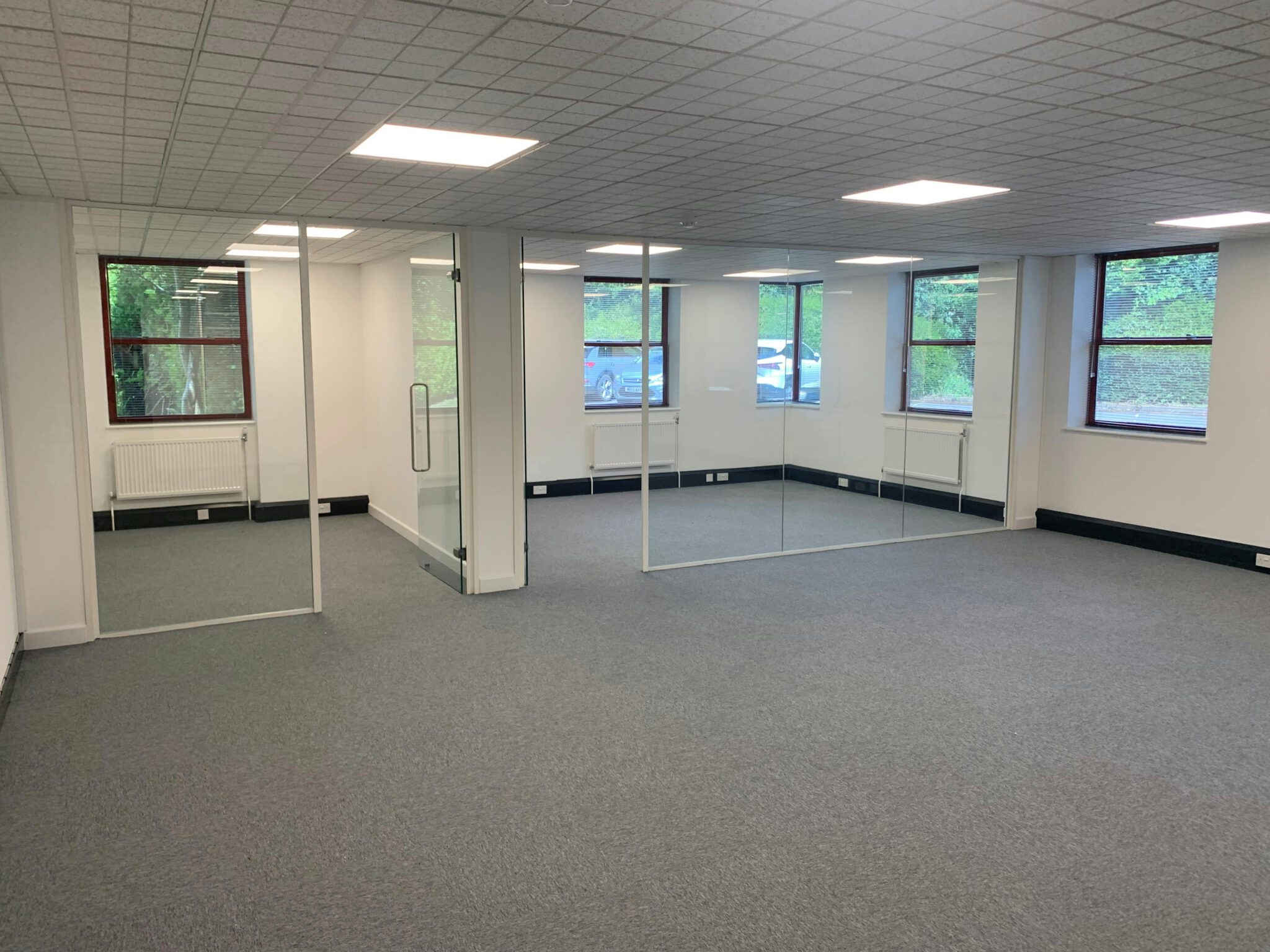 b022392f01fb24b0829973d383237e21-PHOTO1