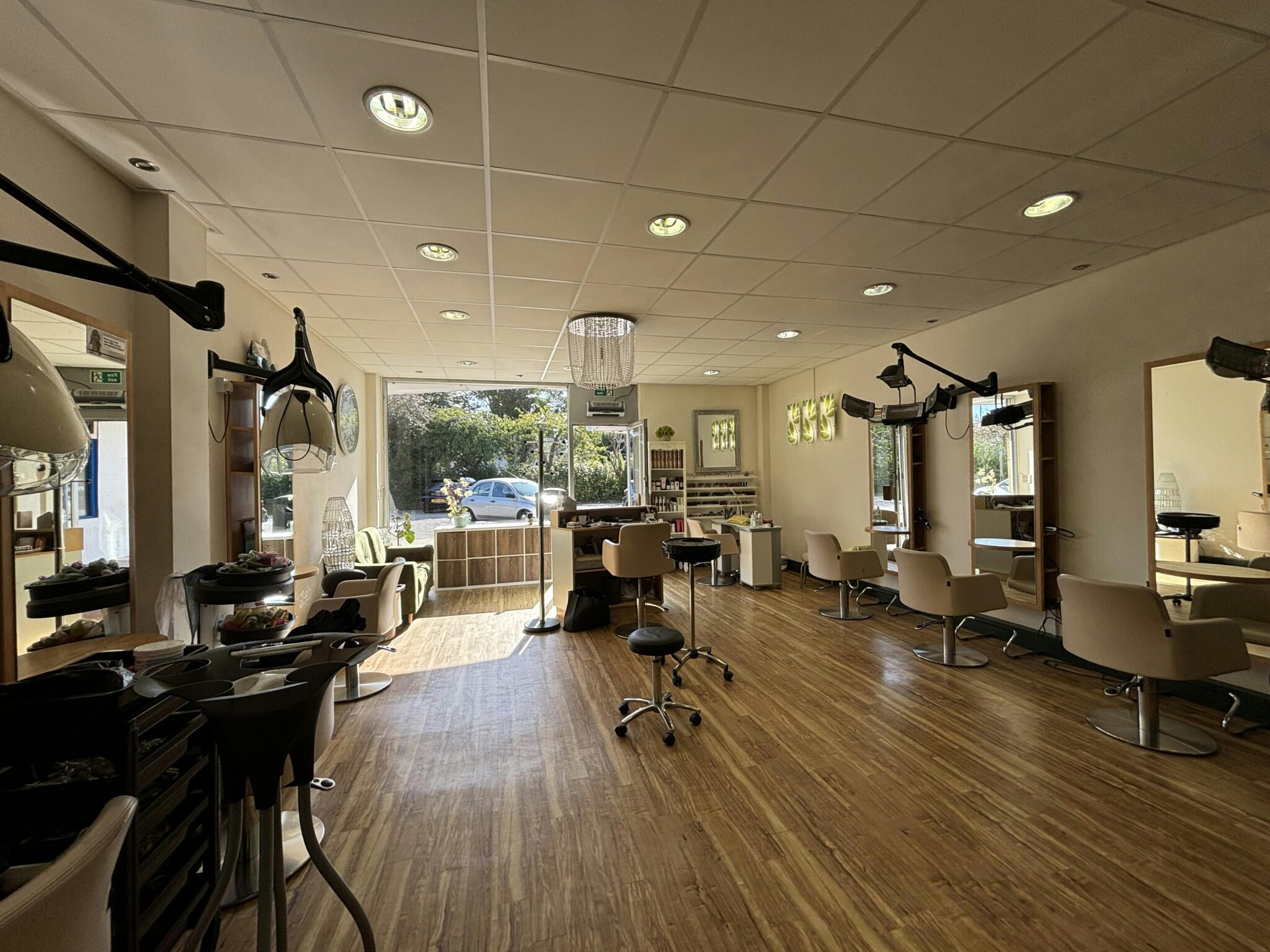 ec5337d8b8e6284301e439877b824a30-img-2722