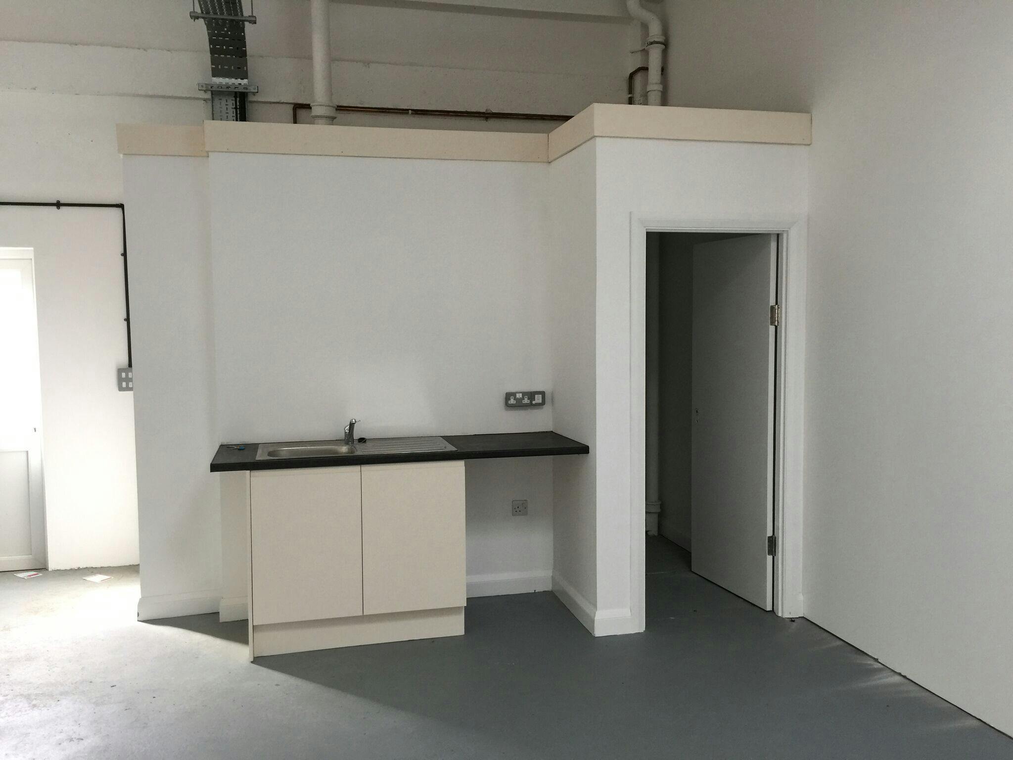 054f07ae87a1c032eb5936e95400549f-10-kit