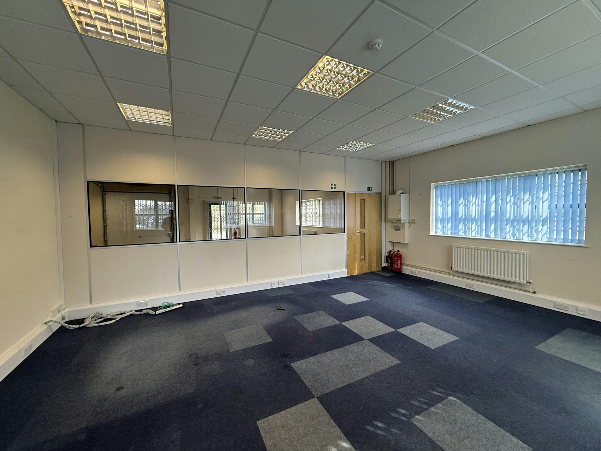 24795e284260b7ffd2f9a81e39389449-img-0585