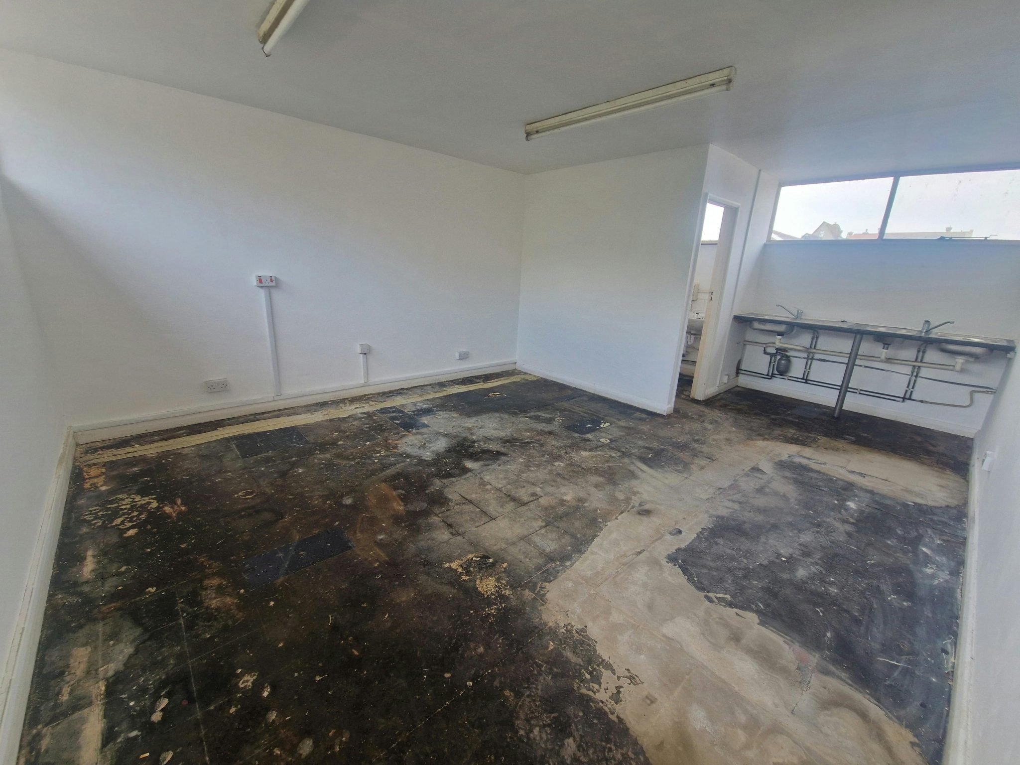 dbe05fe60f788007482da13afeccfee1-20250501-165939