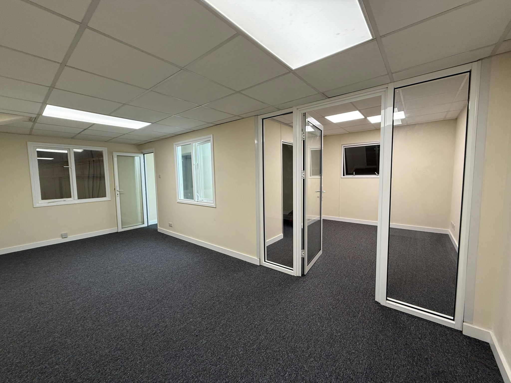 148b000adac23382f5afe91f6d9a11db-img-1068