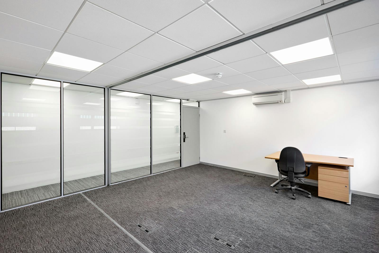 4521f11a7bfa3e1e408202fdc20a9e7a-theplacea-012-lores-previews