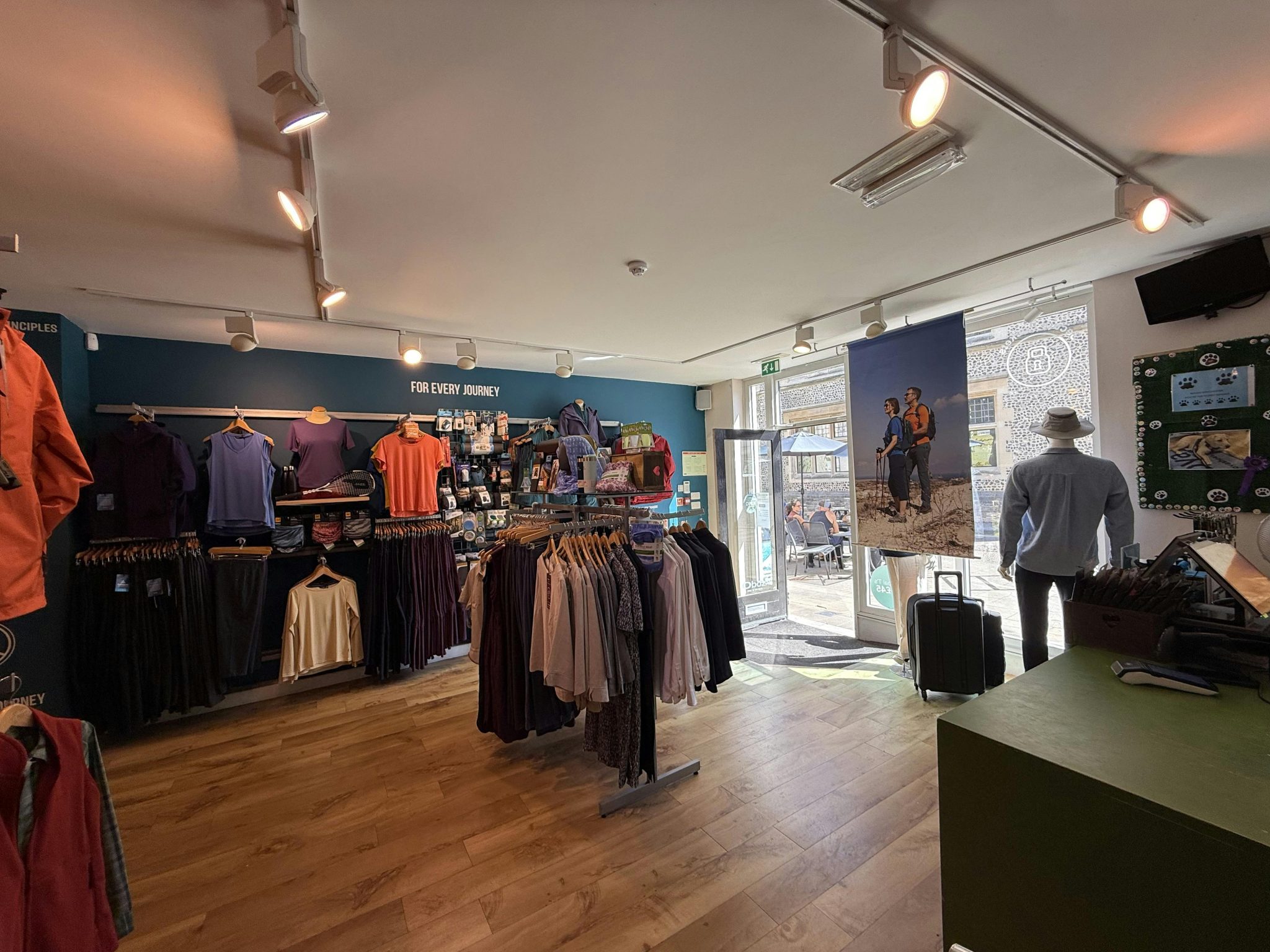 5b0000d4eec81e06a831a371f5286037-img-1352