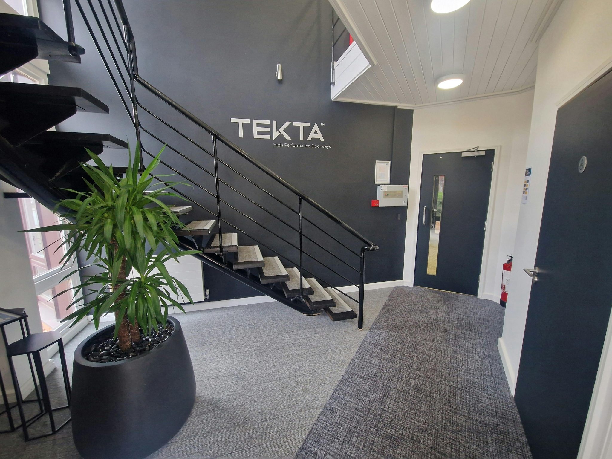 d14e262a530531df14e29951f28949d9-20250827-144940