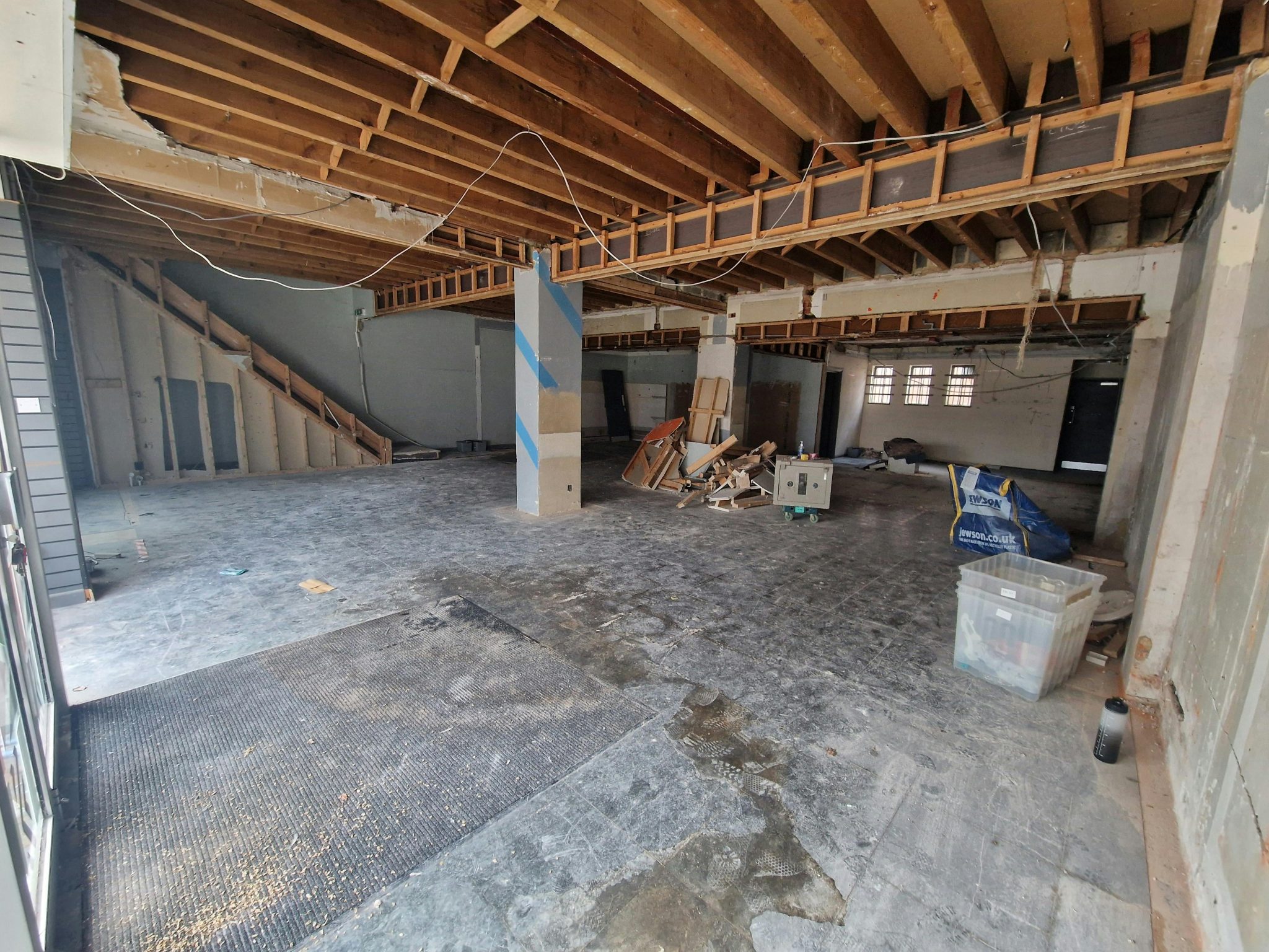 e7b47eedc55d3ecc9c872bb98ce01202-20250923-154603