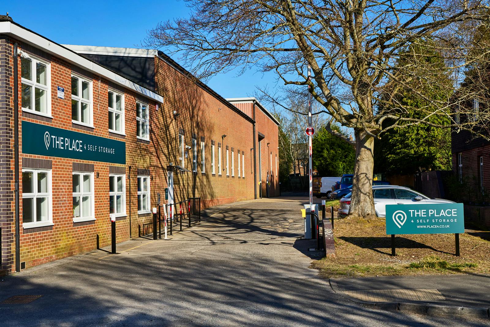 24e0ae3bac51edaf063fdd6ef76df55b-theplace2c-059jpg-lores