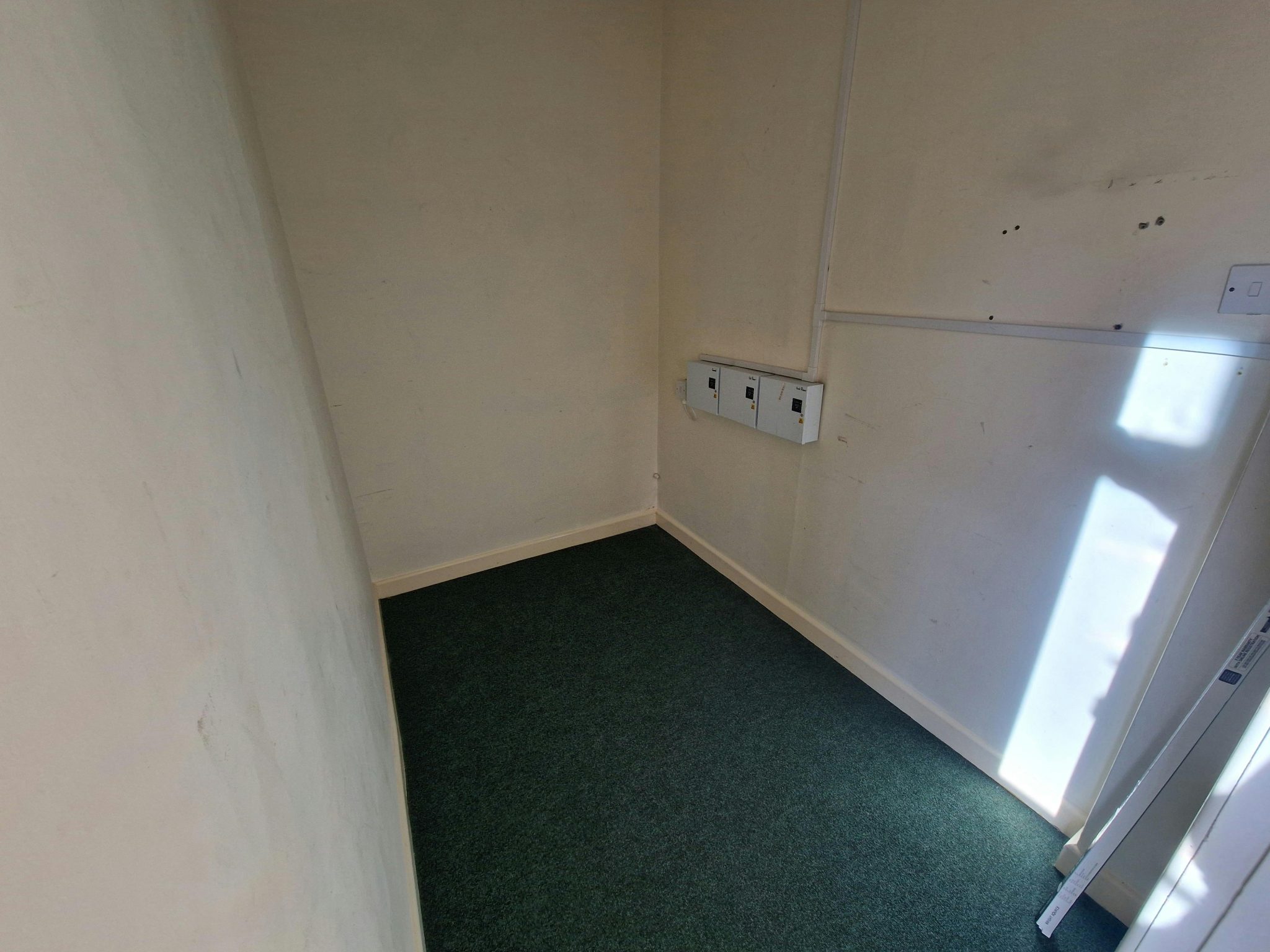 904457b00e3fead1a154b70e9d489352-20251001-170608