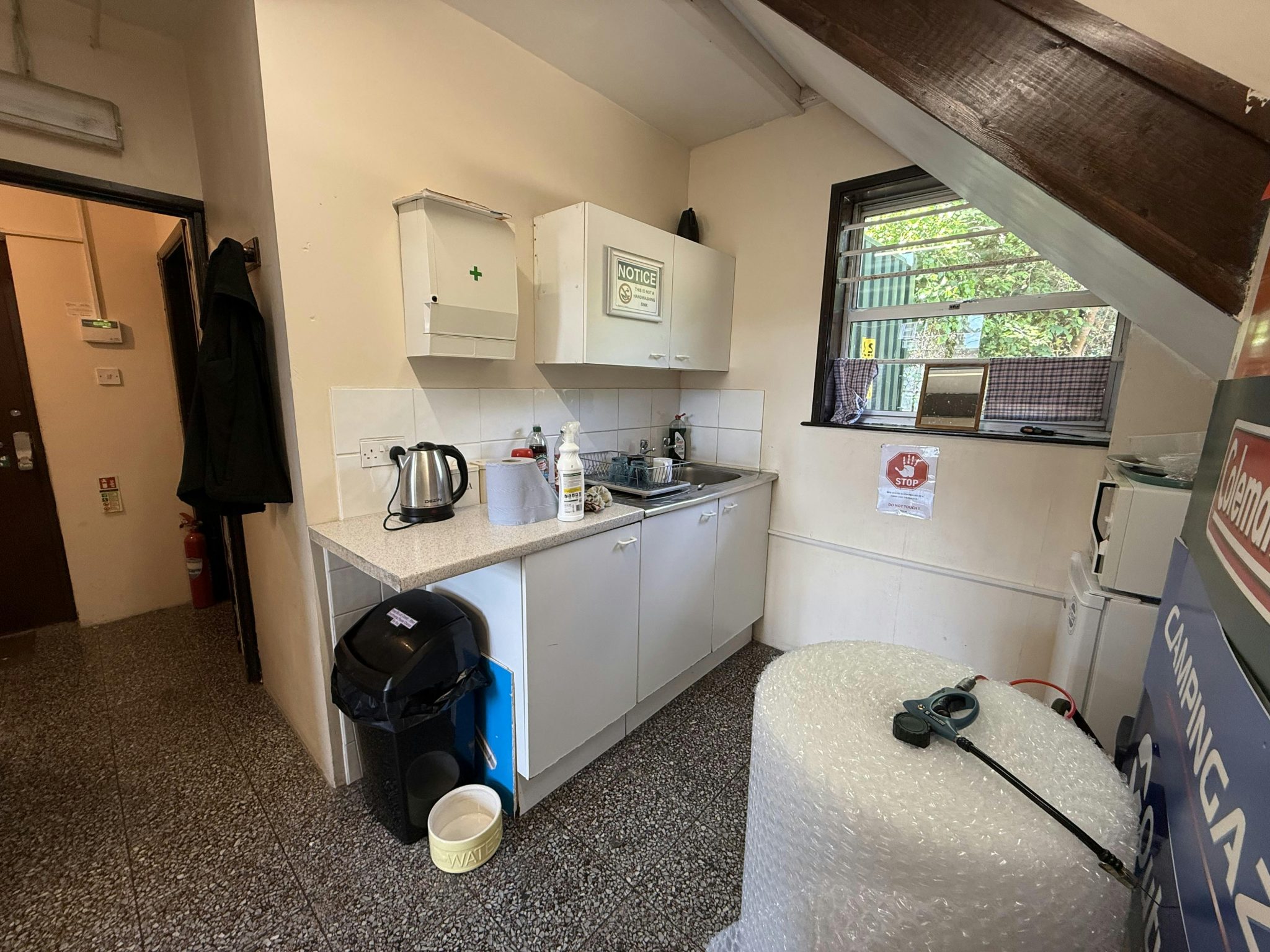 553e50f7c2d34ea447f475d28d749f7e-img-1127