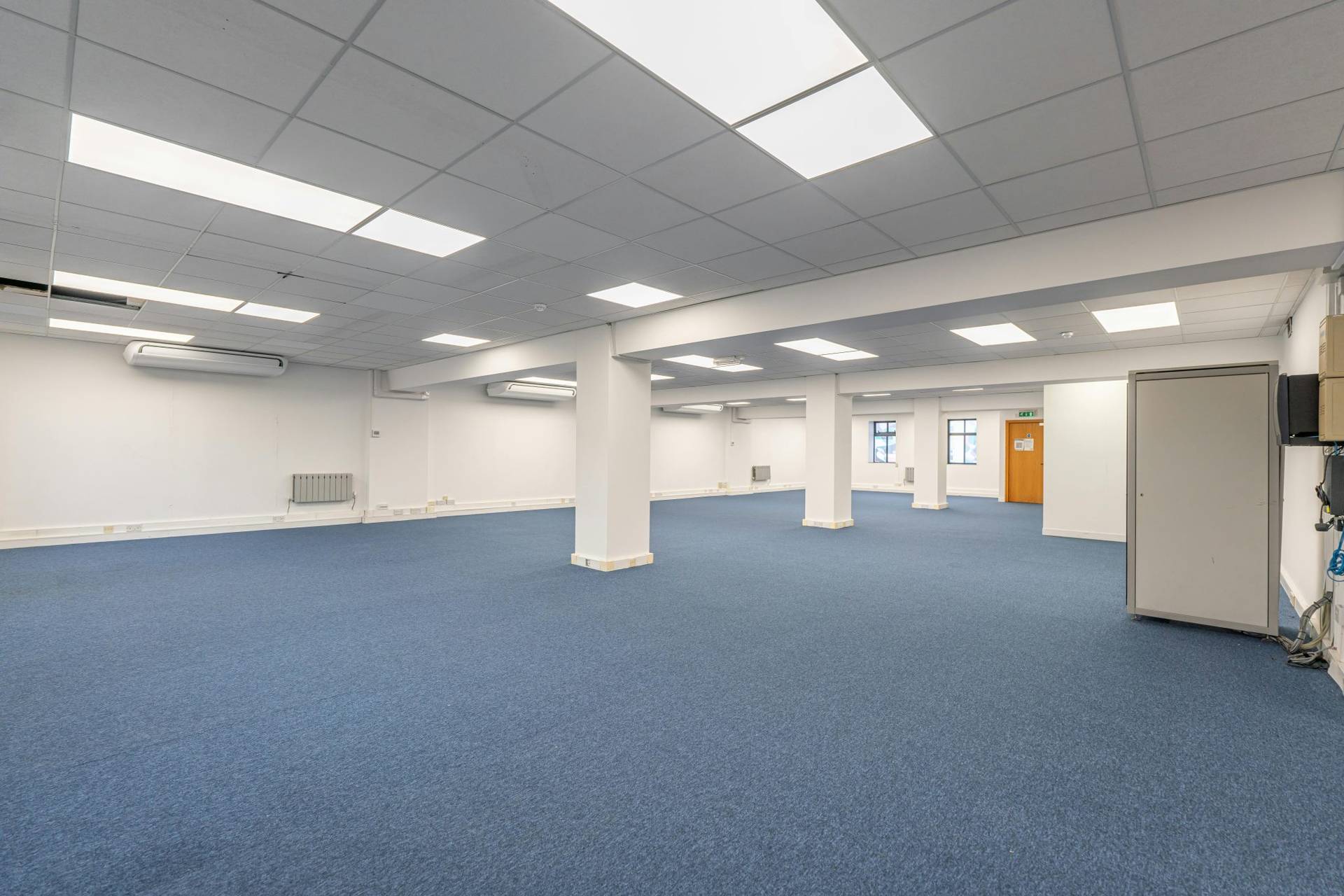 ffd14706fb73a09bdc040ddec22f78b4-dsc01636