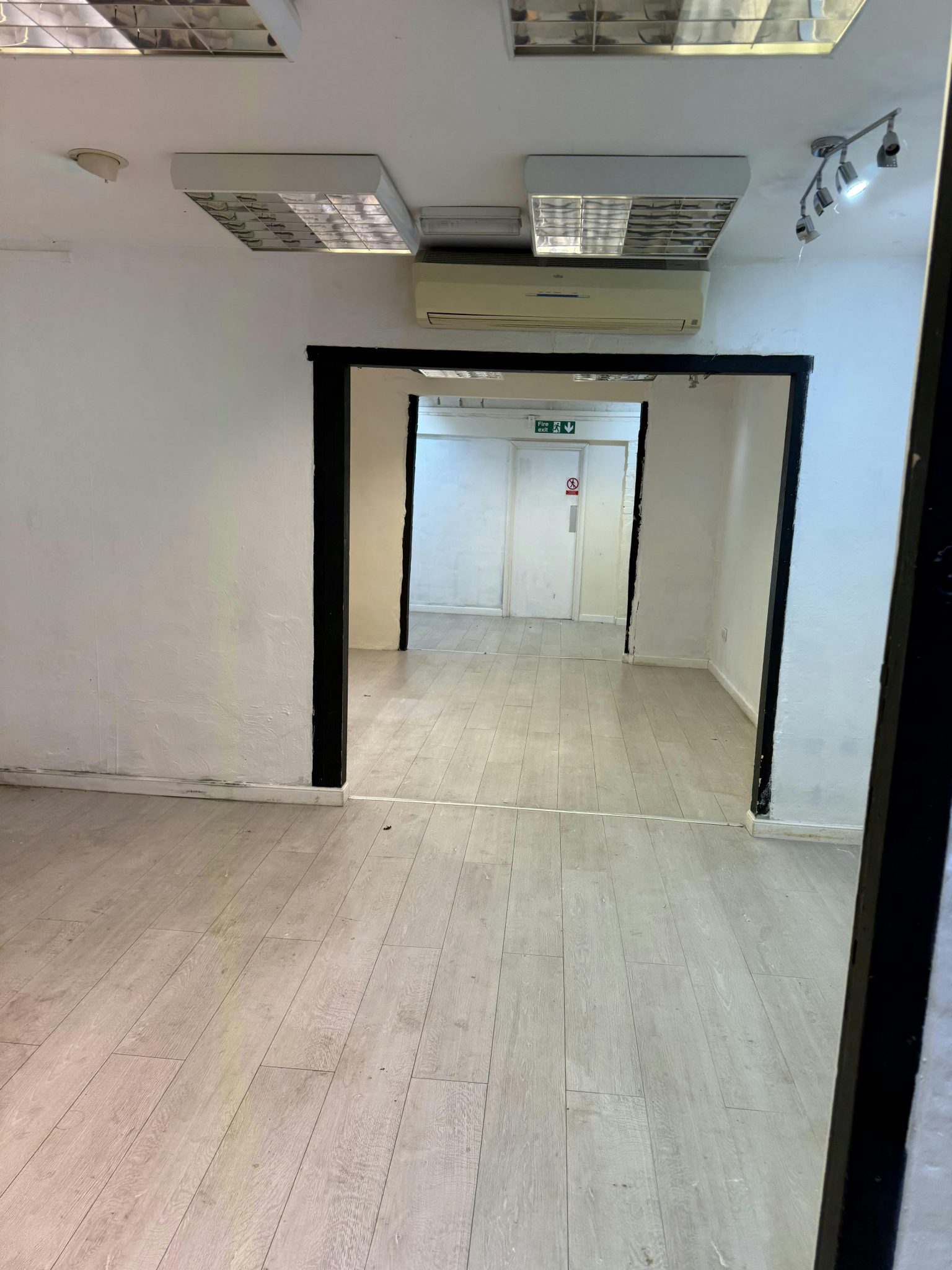 620c7a1d9db1f97d68b5deac797c41a5-photo-23-12-2025-15-21-12