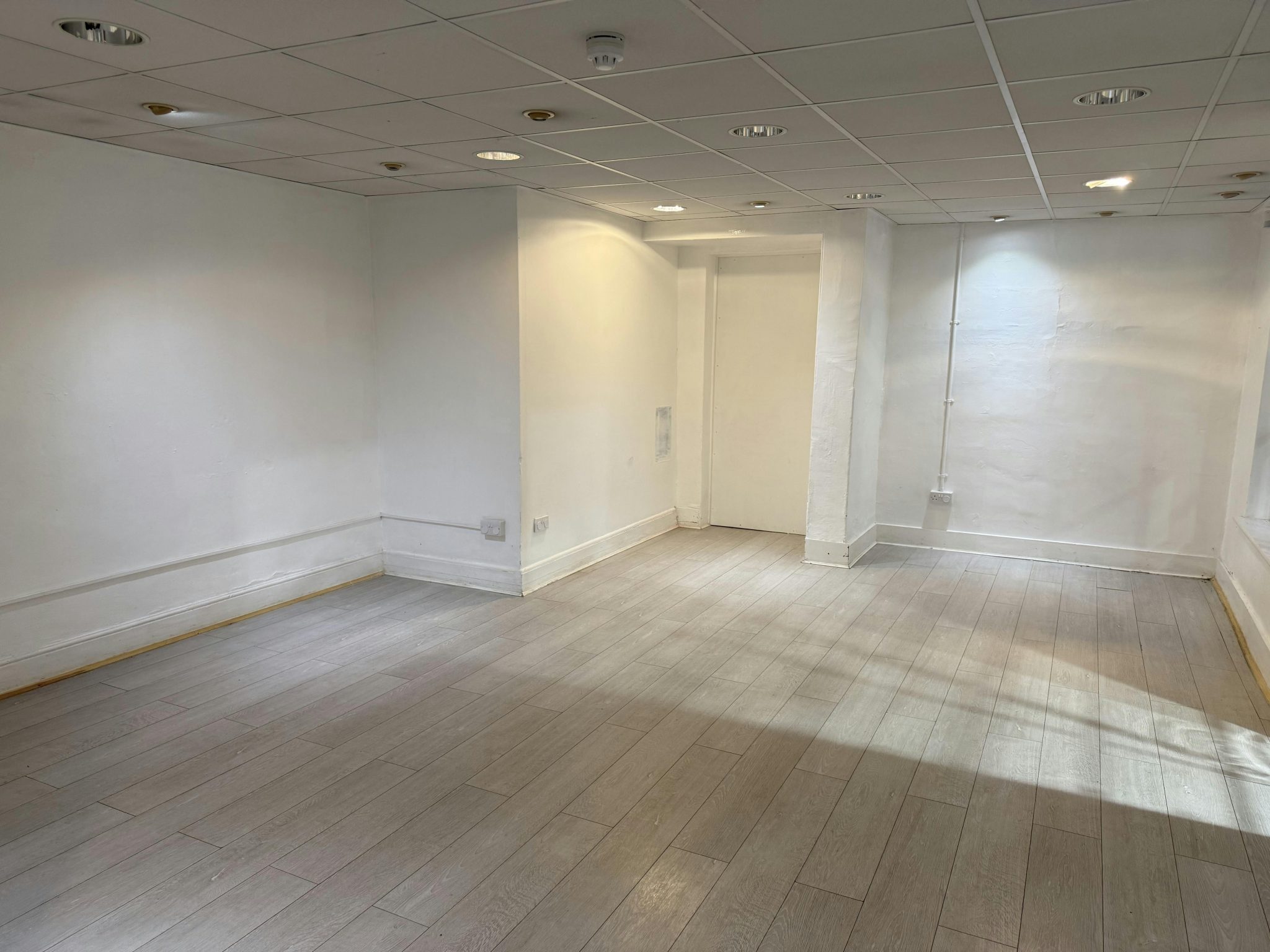 745c0e98a4afa1d73caa9a84062501c1-photo-23-12-2025-15-21-01