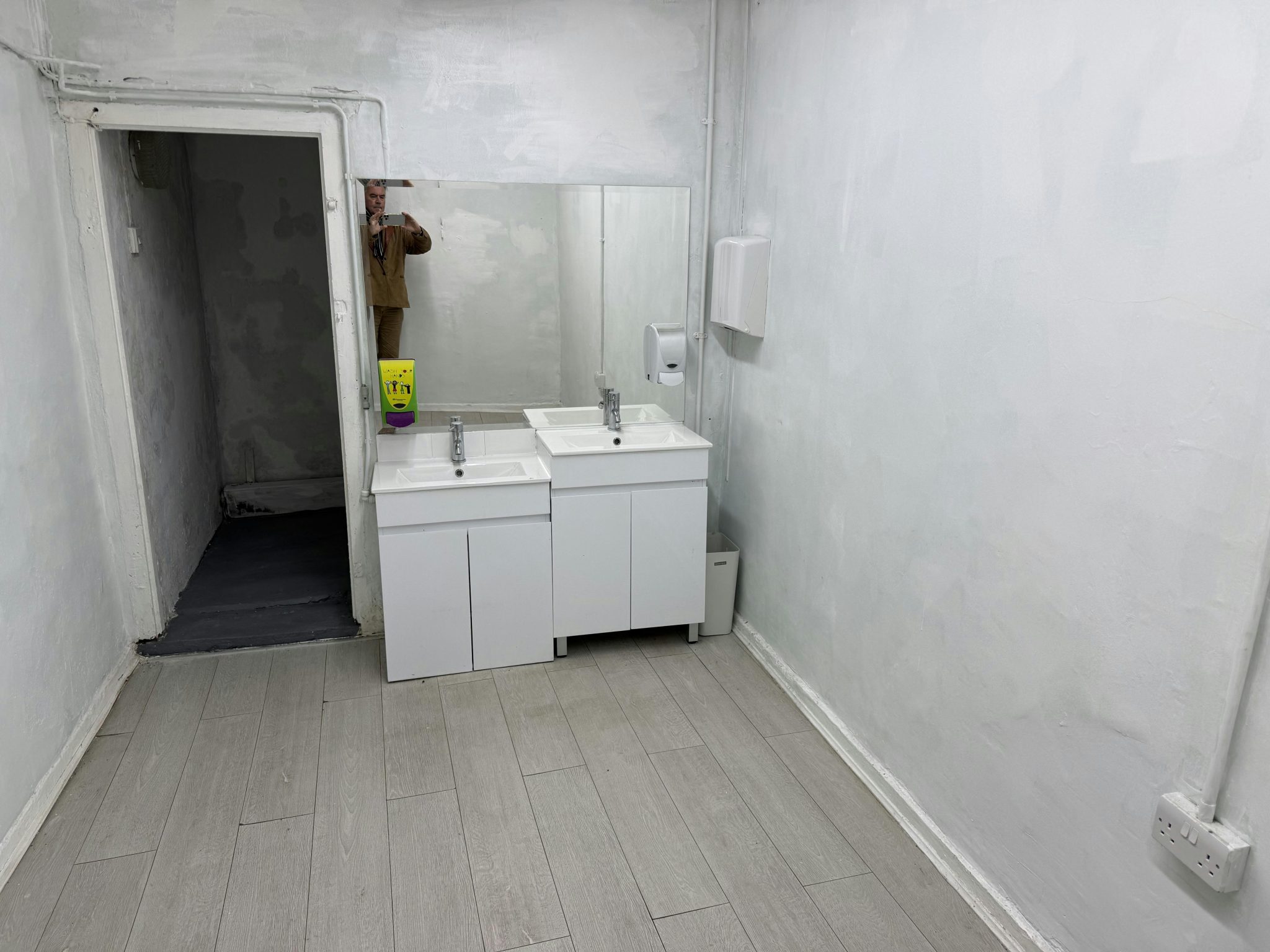 85e8368700e2376a656589726313311b-photo-23-12-2025-15-20-39