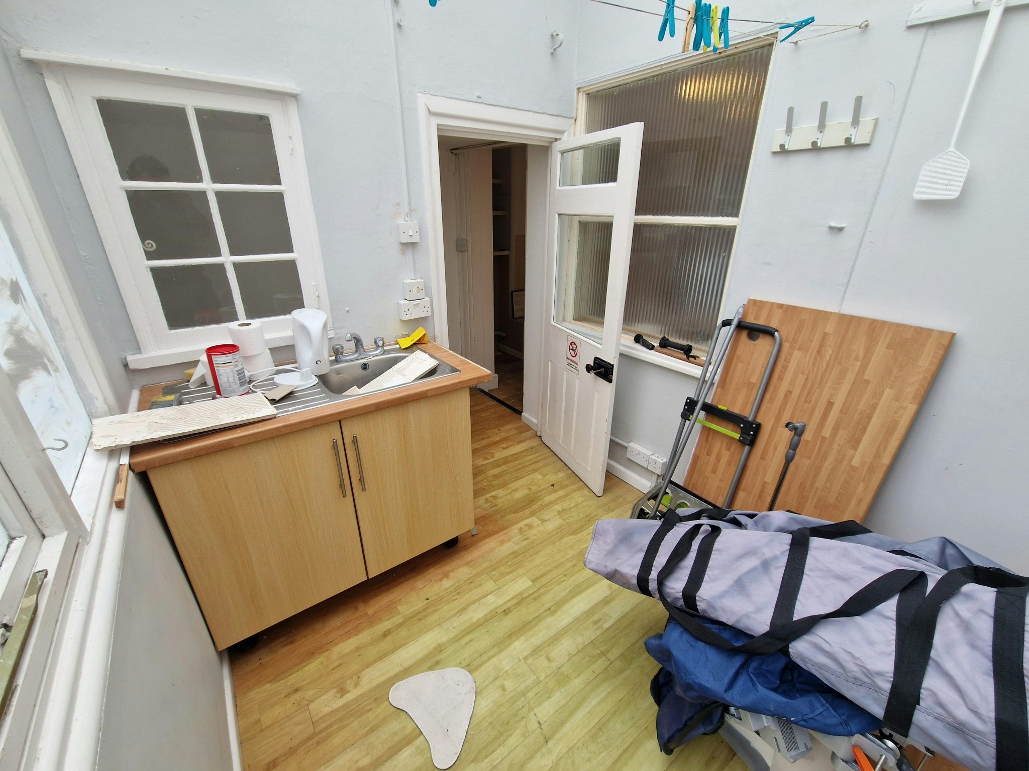 604563ebf93d03878e2d4c874c1e724e-20251208-095848